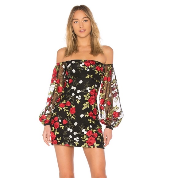 Lovers + Friends Dresses & Skirts - LOVERS + FRIENDS Bliss Off The Shoulder Dress